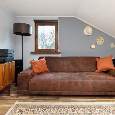 Wielkokacka Two-level Stylish With Parking By Renters Apartment
